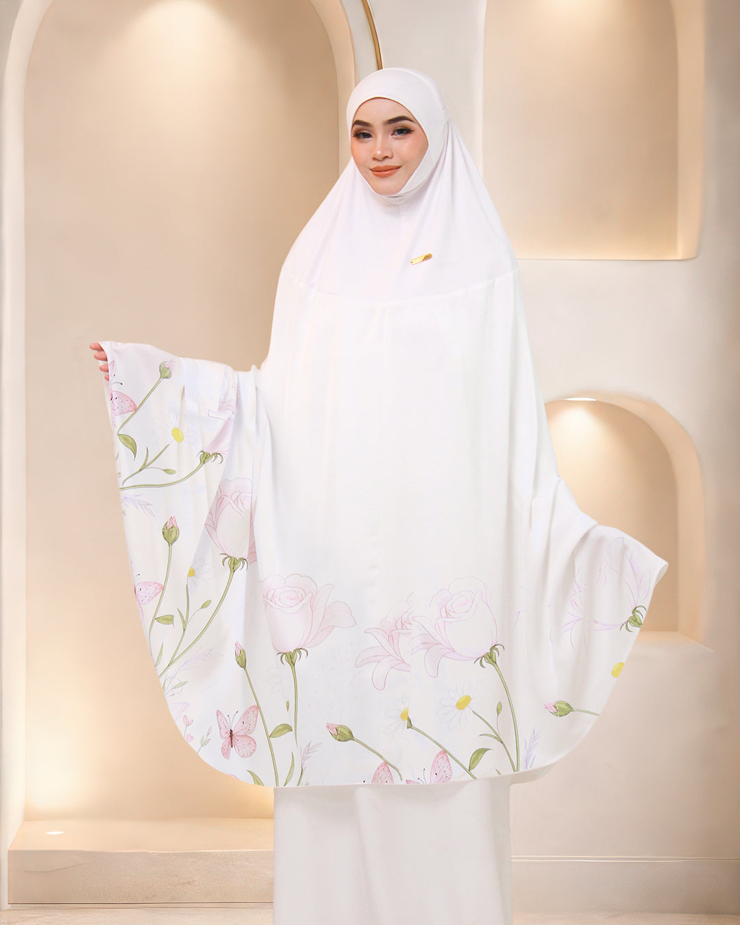 WARDA AMANI IN WHITE
