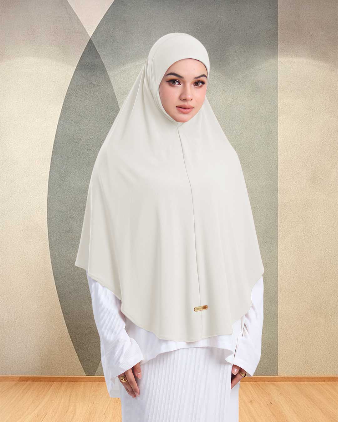 ZALEHA IN OFF WHITE