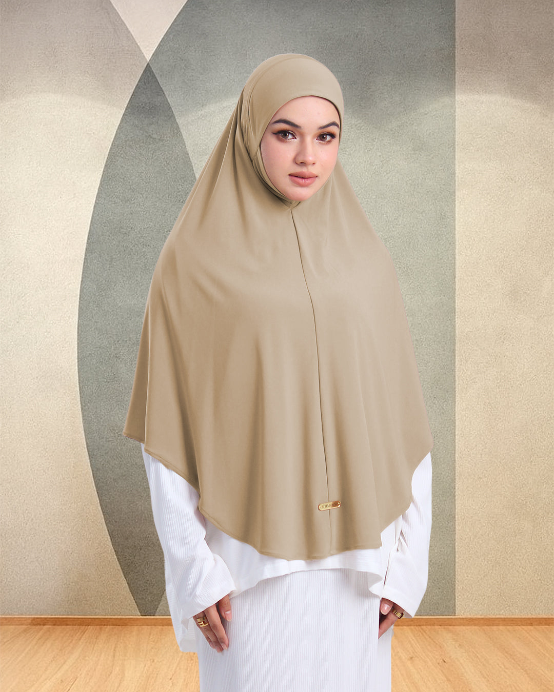 ZALEHA IN COCO BROWN