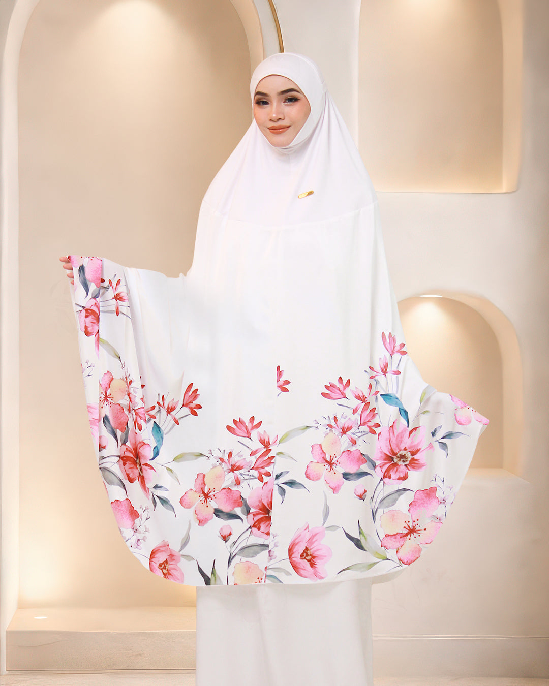 ZARA QISTINA IN WHITE