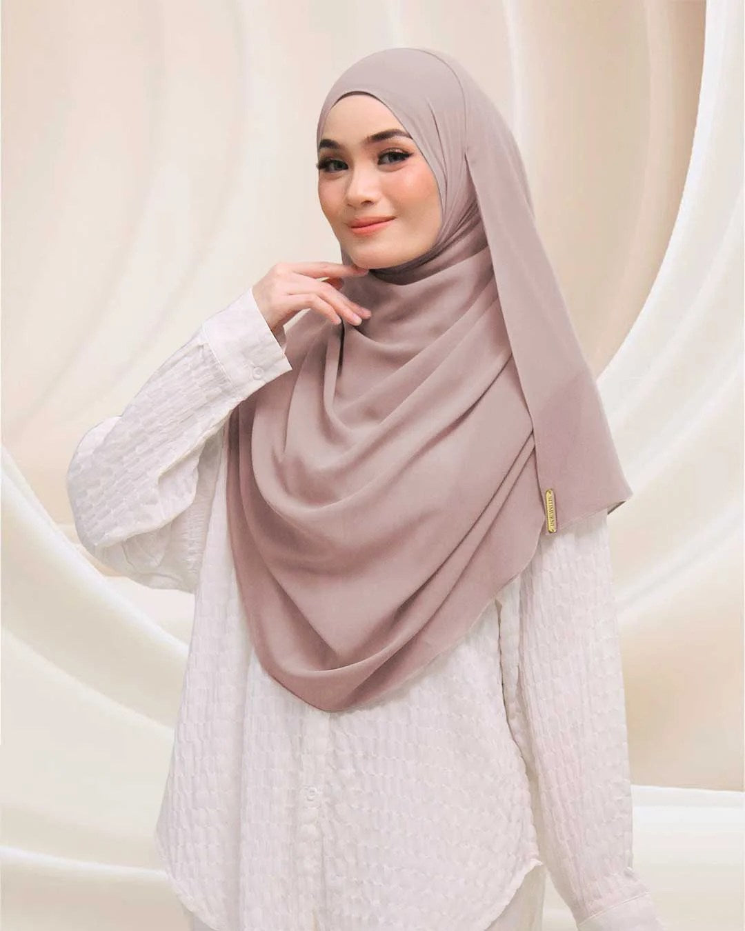NUFA ALLURA IN BEIGE BROWN