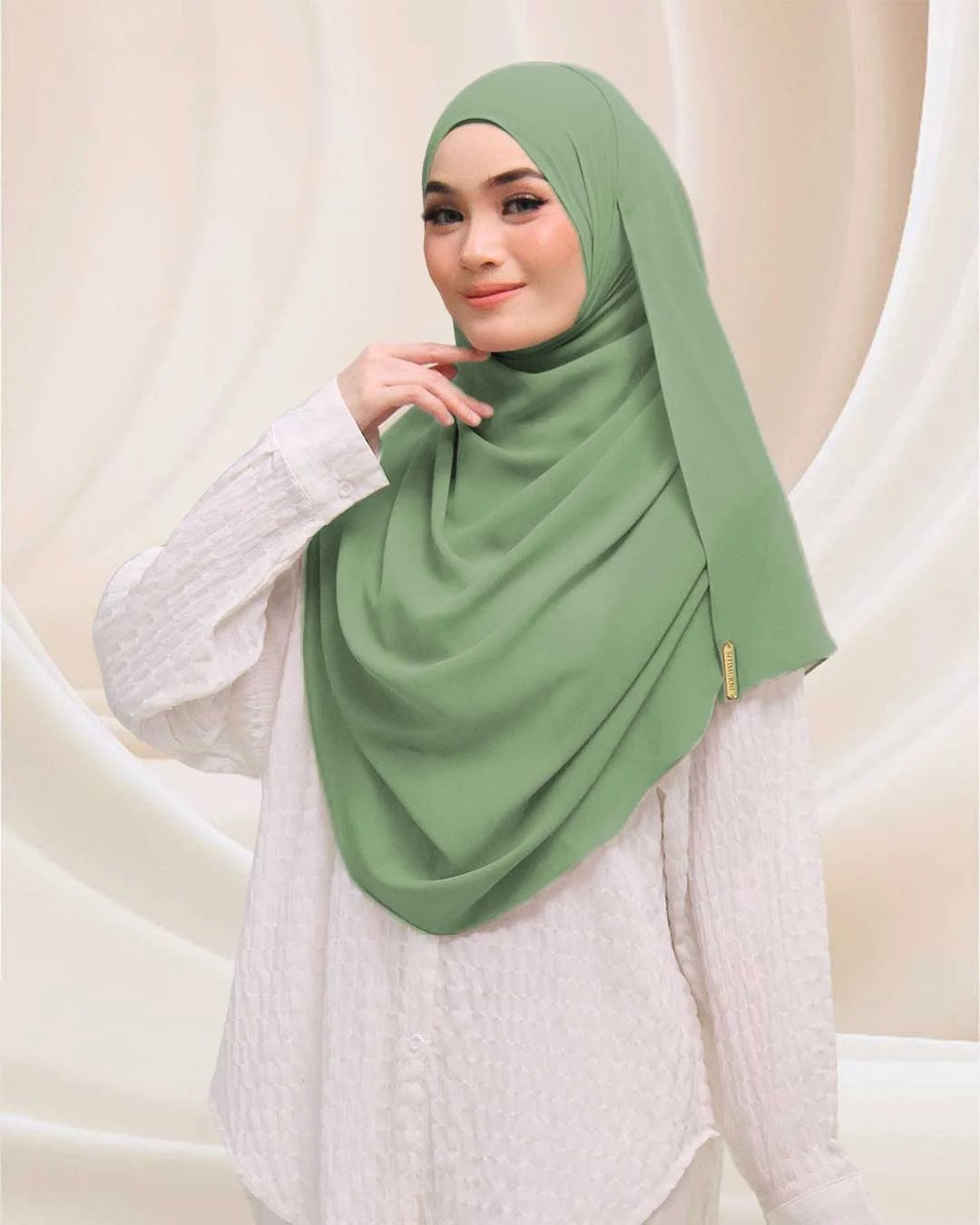 NUFA ALLURA IN MOSS GREEN