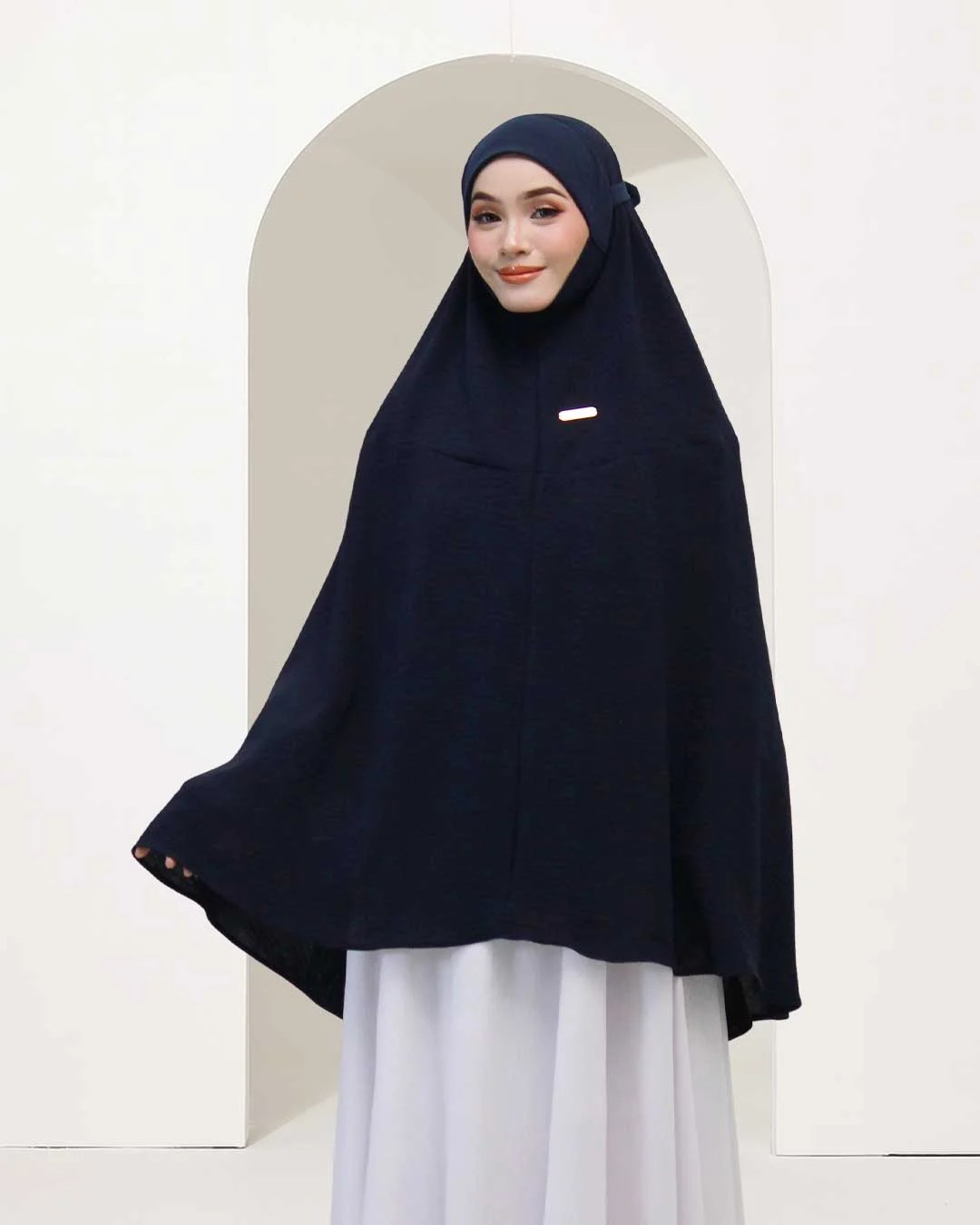 NUR HANNAH IN PERIWINKLE NAVY