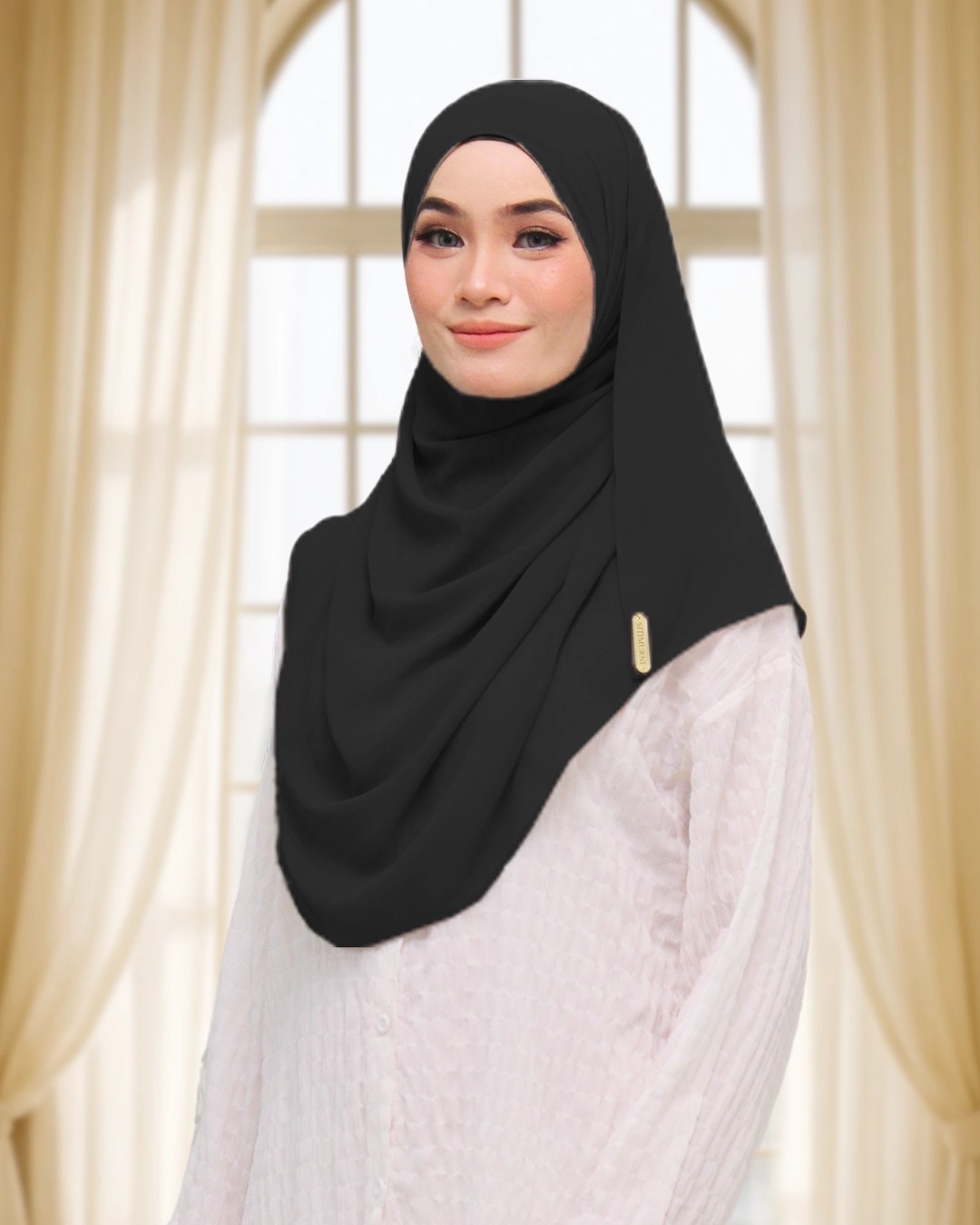 NUFA PLAIN IN BLACK
