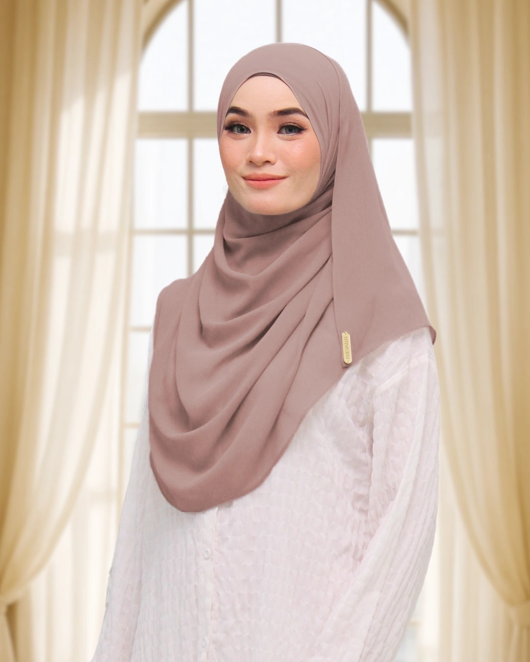 NUFA PLAIN IN TAUPE BROWN